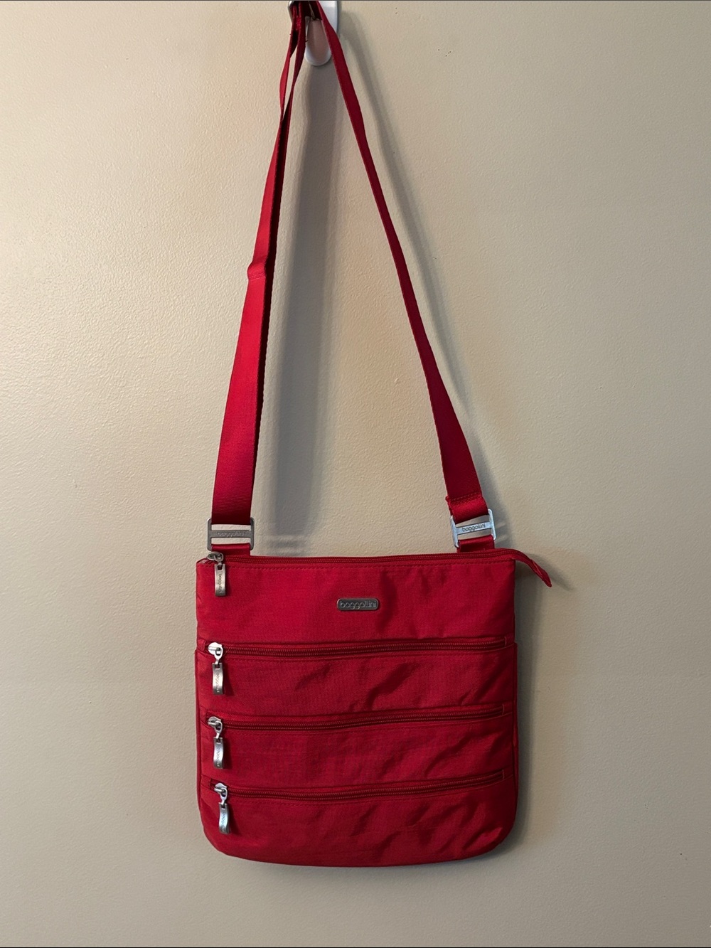 Baggallini Red Zipper Travel RFID Protected Lightweight Crossbody Bag 11”